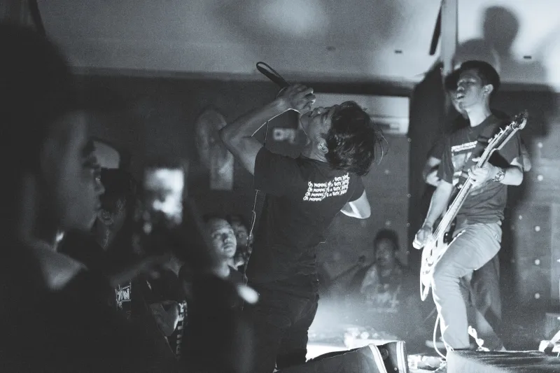Asphalt, Ramen, and Rock 'n' Roll: The Real Story of Touring America in a Van